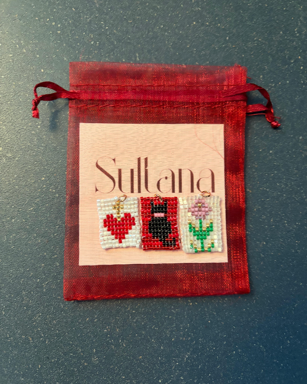 Make Your Own Charm ✶ Square Stitch (Level 1)