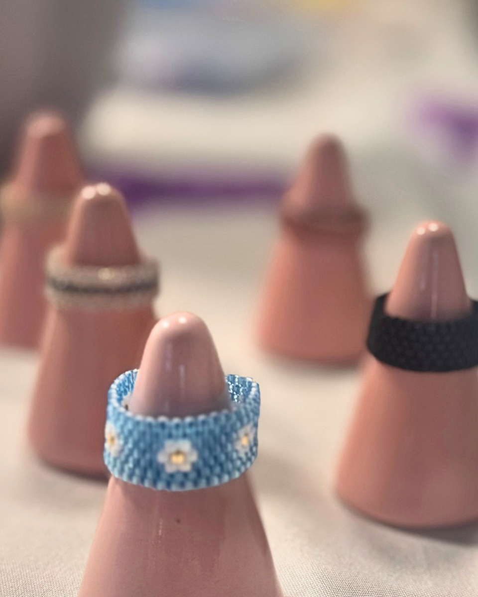 Make a Stacking Ring Workshop | Peyote Stitch - Level 3
